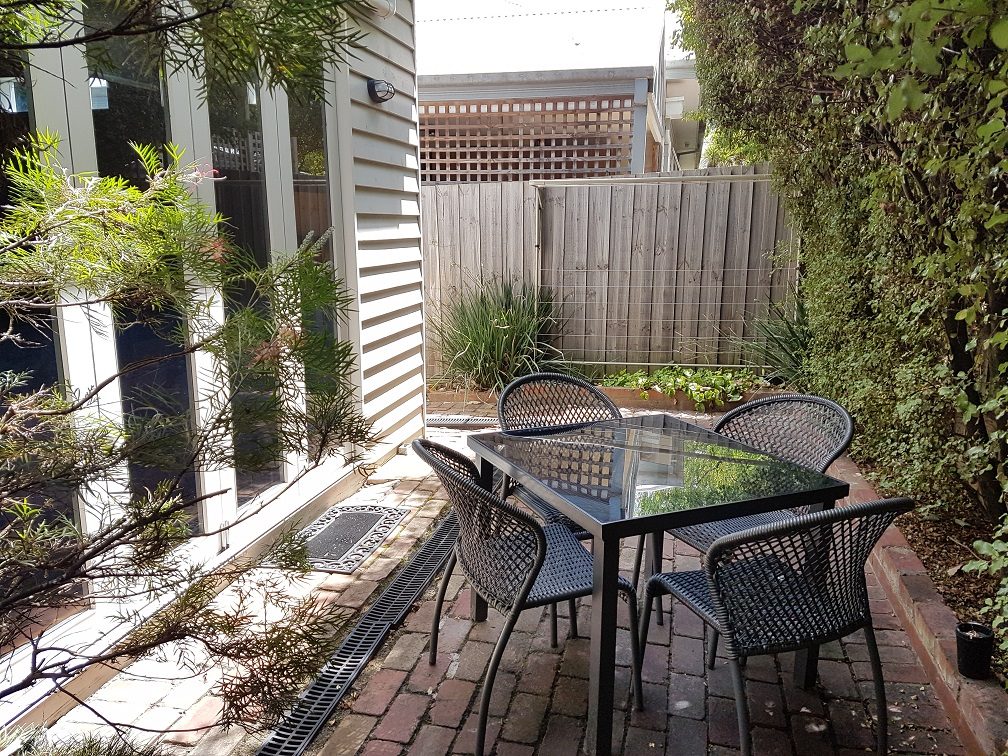 Healesville House - Magnolia House in Healesville, VIC — photo 4