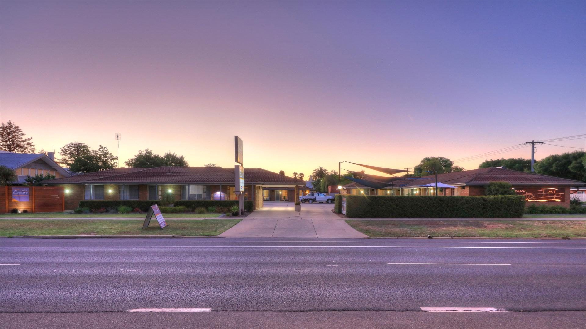Pevensey Motor Lodge in Echuca, VIC — photo 5