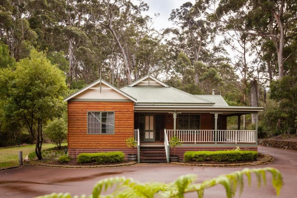 Riverglen Chalets in MARGARET RIVER, WA — photo 1