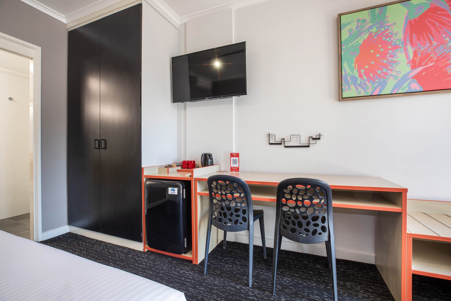Nightcap at Ferntree Gully Hotel Motel in Ferntree Gully, VIC — photo 4