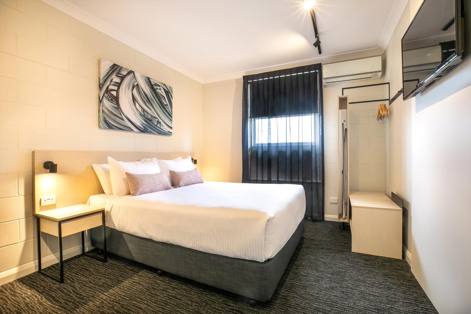 Nightcap at Hendon Hotel — Royal Park, SA