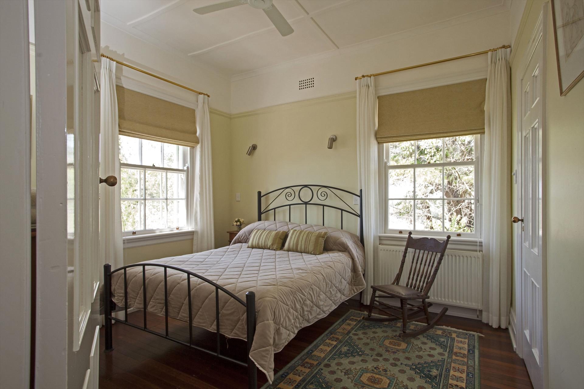 Silvermere Guest House in Wentworth Falls, NSW — photo 4