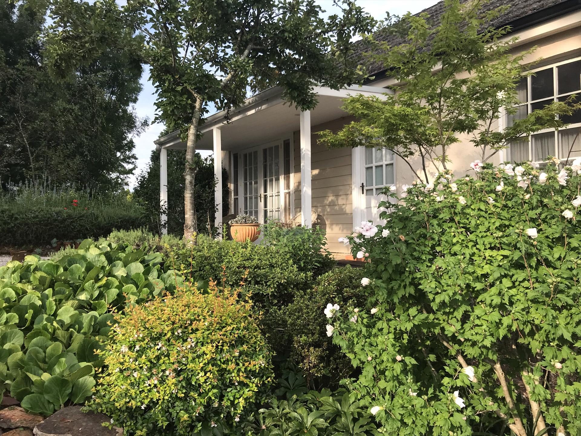 Silvermere Guest House in Wentworth Falls, NSW — photo 3