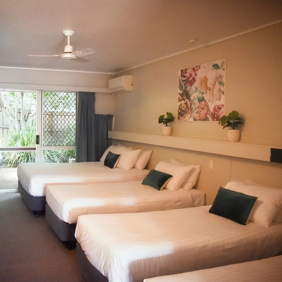 Wilsonton Hotel in Toowoomba, QLD — photo 2