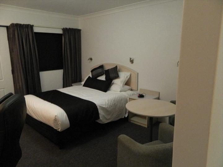 Alabaster Lodge Motor Inn in Taree, NSW — photo 2