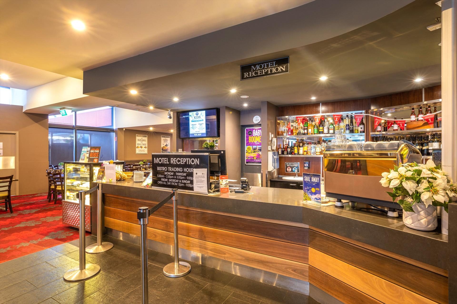 Nightcap at Keysborough Hotel in Keysborough, VIC — photo 1