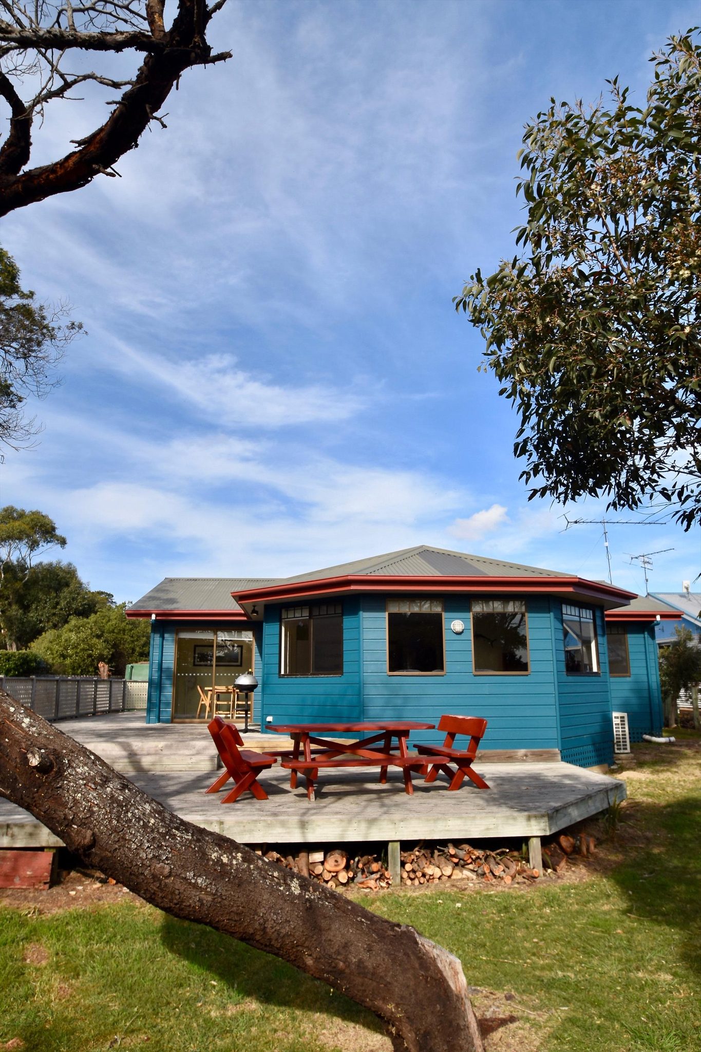 Beach Baby - Freycinet Holiday Houses in Coles Bay, TAS — photo 3