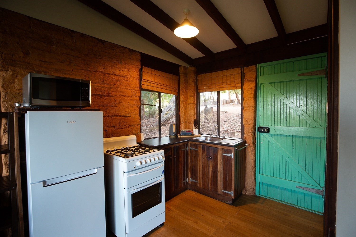 Pump Hill Farm Cottages in Pemberton, WA — photo 2