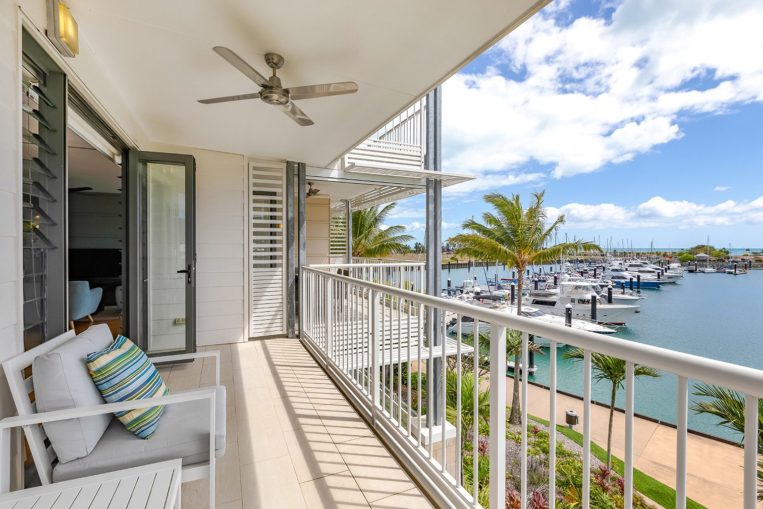 Boathouse Apartments in Airlie Beach, QLD — photo 5