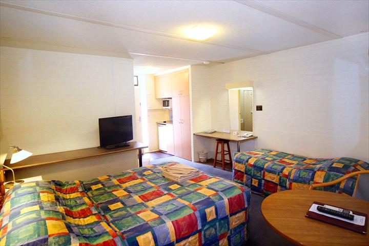 Cobram Colonial Motor Inn in Cobram, VIC — photo 4