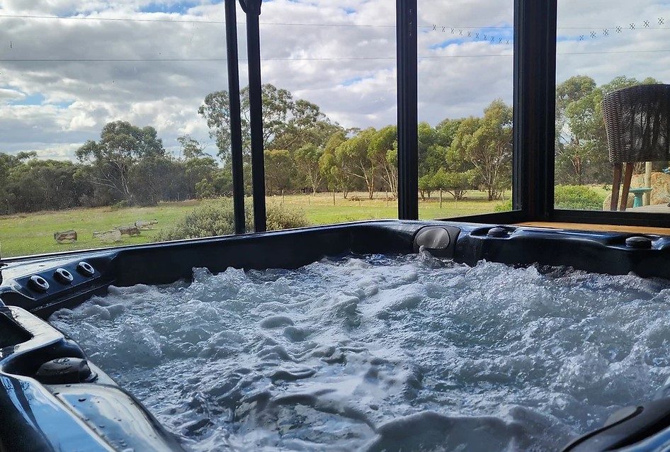 Cloud Nine Spa Chalets in Mt Barker, WA — photo 4