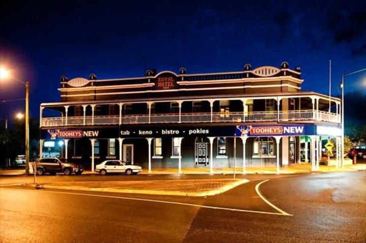 Royal Hotel Gatton in Gatton, QLD — photo 3