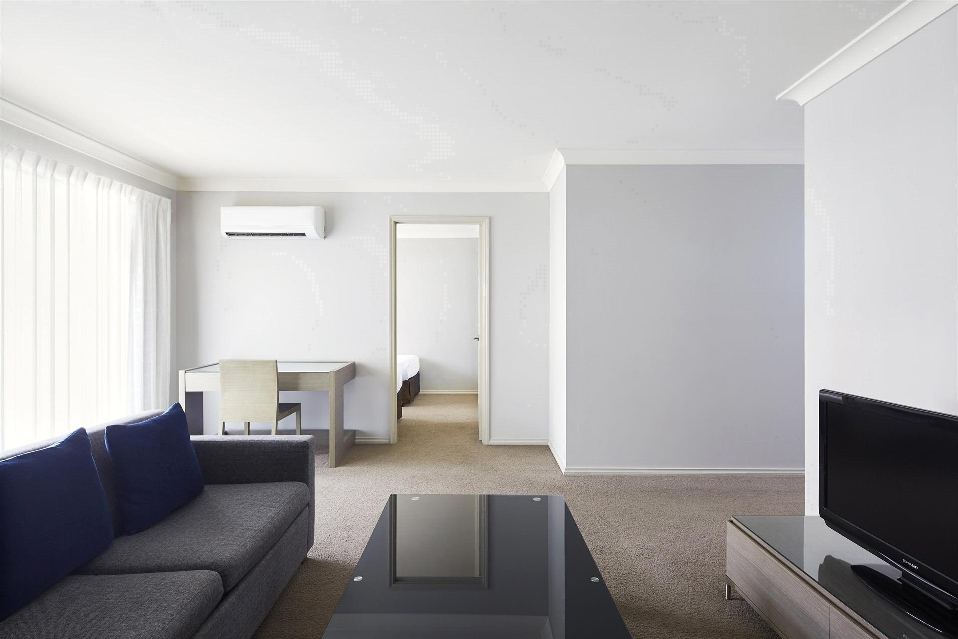 Pinnacle Apartments in Kingston, ACT — photo 2