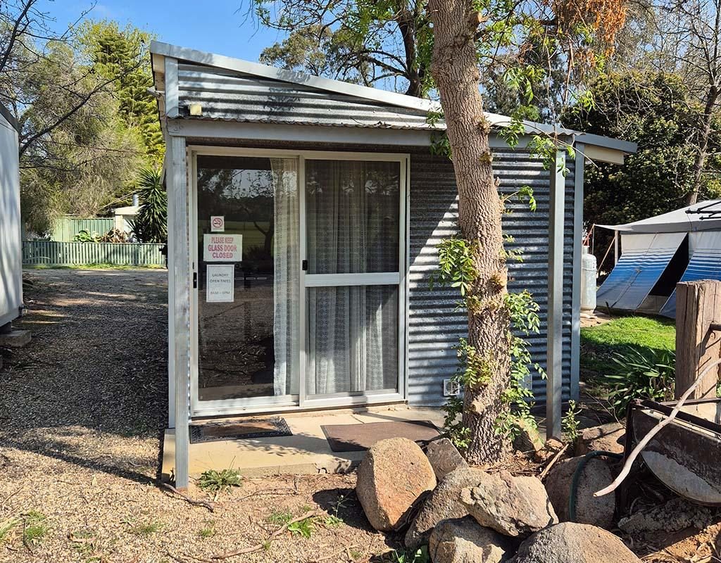 Everton Caravan Park in Everton, VIC — photo 2