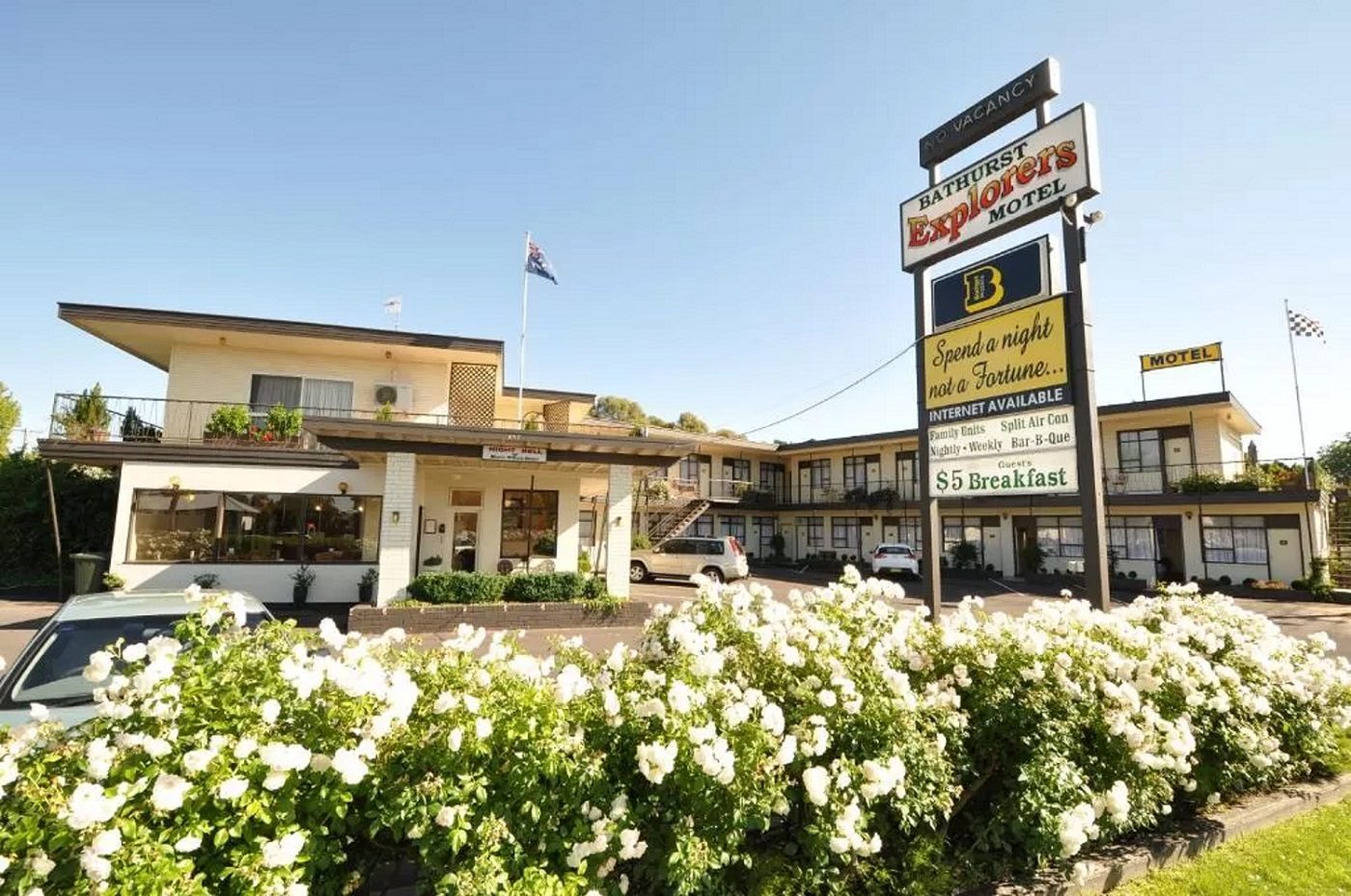 Bathurst Explorers Motel — Bathurst, NSW