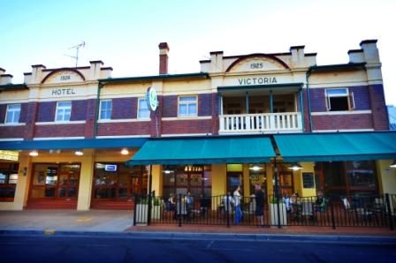 Hotel Victoria in Griffith, NSW — photo 2