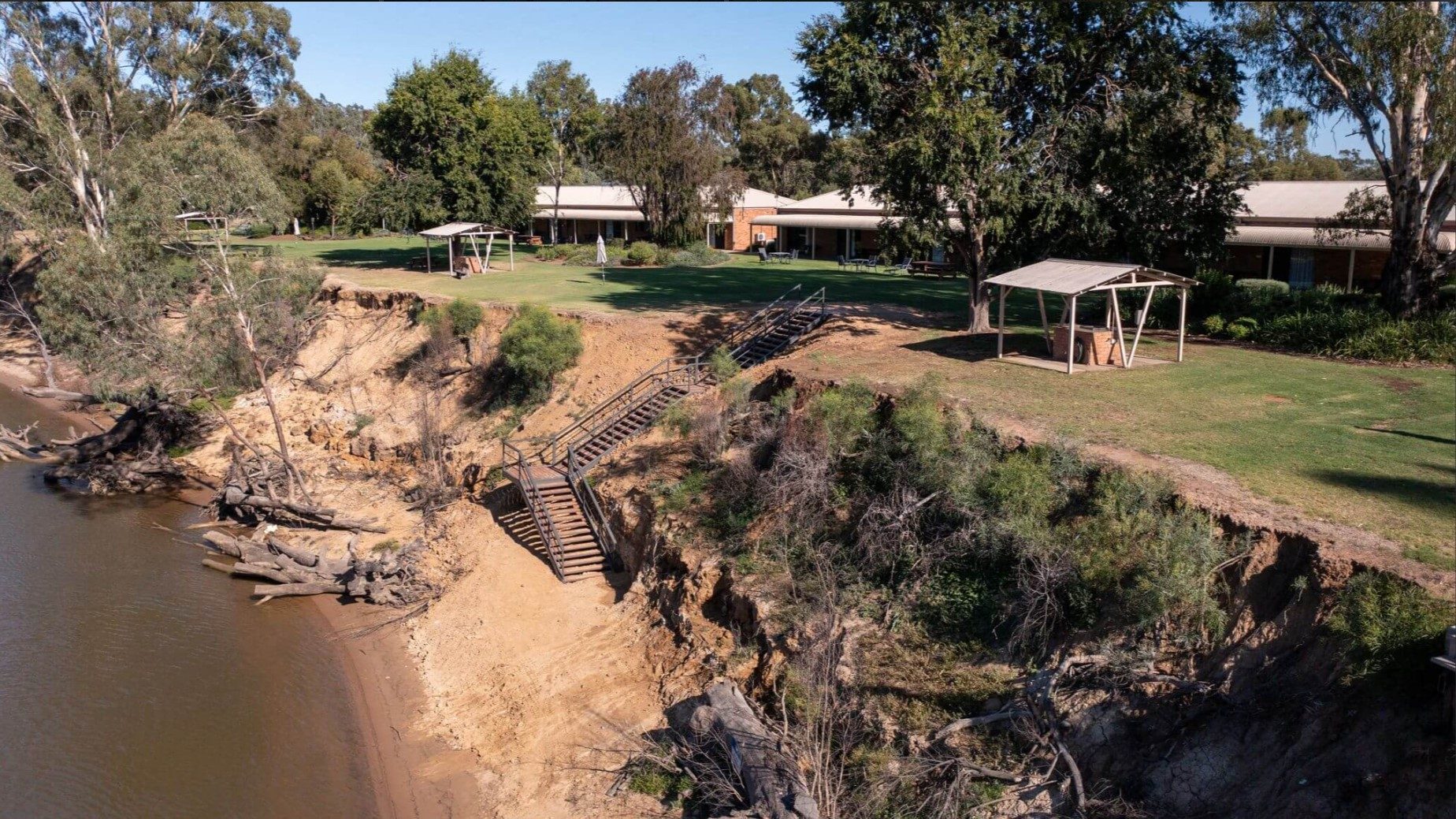 Cadell on the Murray Motel Resort in Moama, NSW — photo 1