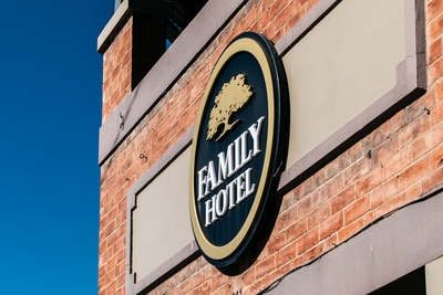 Family Hotel Bathurst — Bathurst, NSW