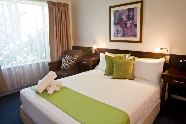 Buffalo Motel and Country Retreat in Porepunkah, VIC — photo 4