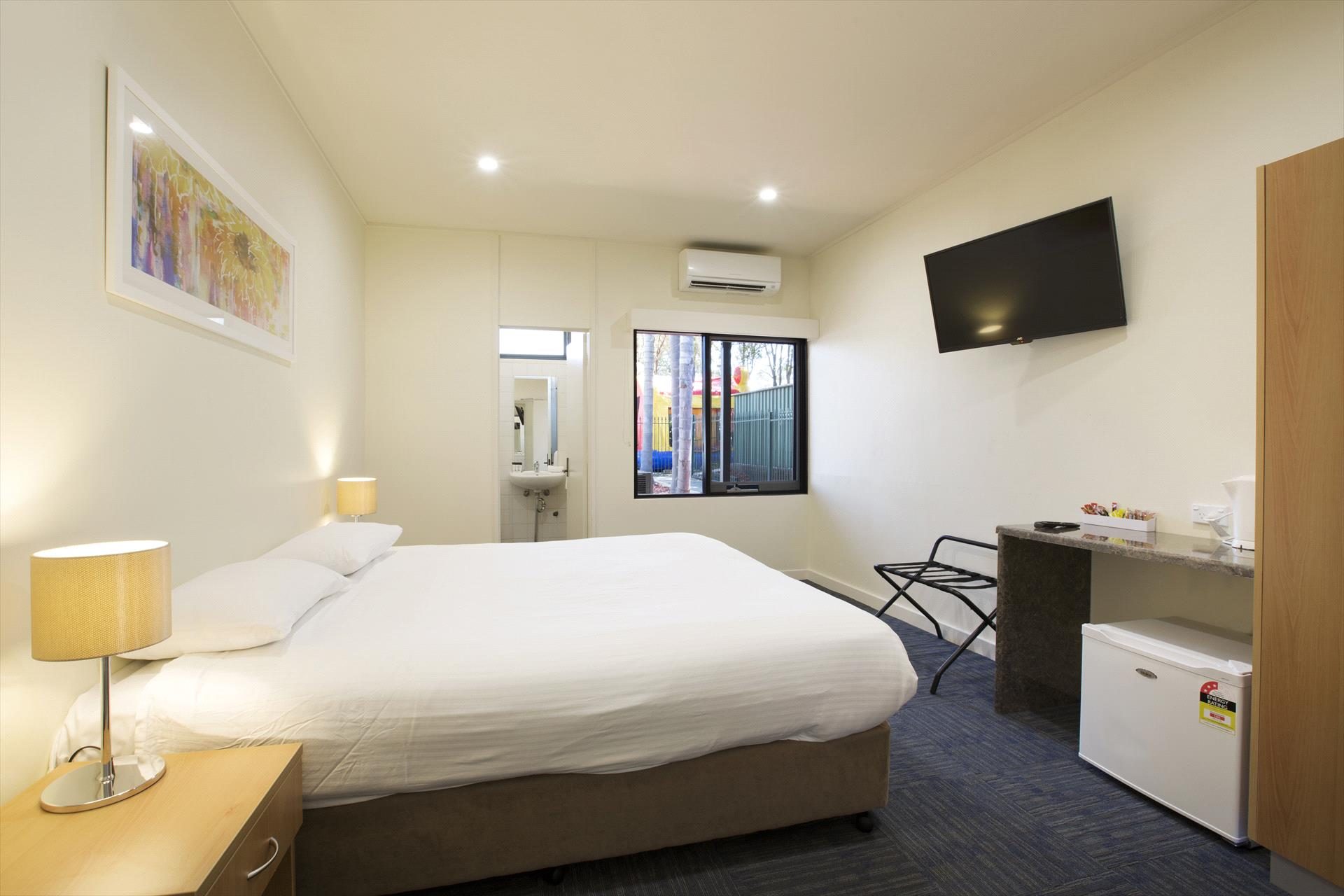 Nightcap at High Flyer Hotel in Condell Park, NSW — photo 5