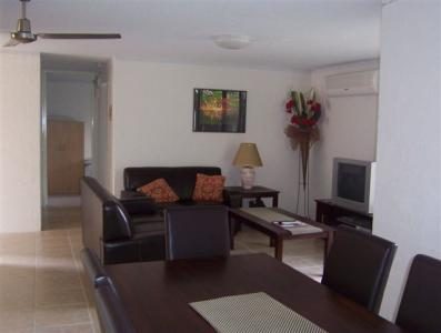Burleigh Palms Holiday Apartments in Burleigh Heads, QLD — photo 4