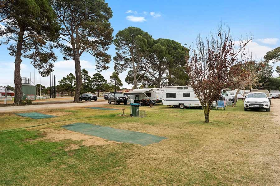 Strathalbyn Caravan Park in Strathalbyn, SA — photo 1